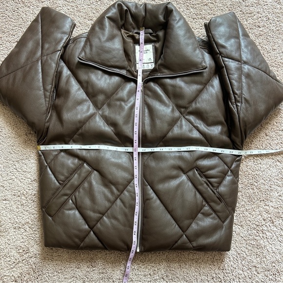 Abercrombie & Fitch Oversized Vegan Leather Brown Quilted Puffer Jacket Medium - Picture 12 of 13